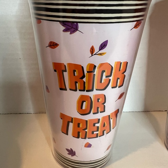 Disney’s Halloween Coffee Tumblers - Picture 6 of 13